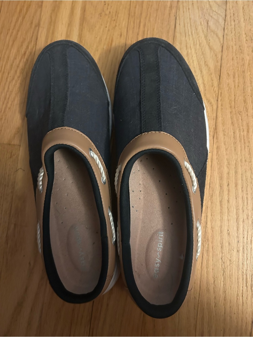 Women’s Easy spirit slip on shoes